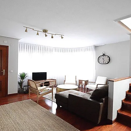 Chalet En Zona Residencial Con Piscina Holiday home