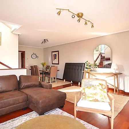 Holiday home Chalet En Zona Residencial Con Piscina *